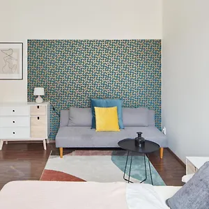 Modern Flat In Old Town By Days Prague