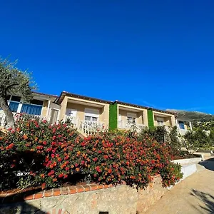 https://jonev-beach-villas.albaniahotels.org
